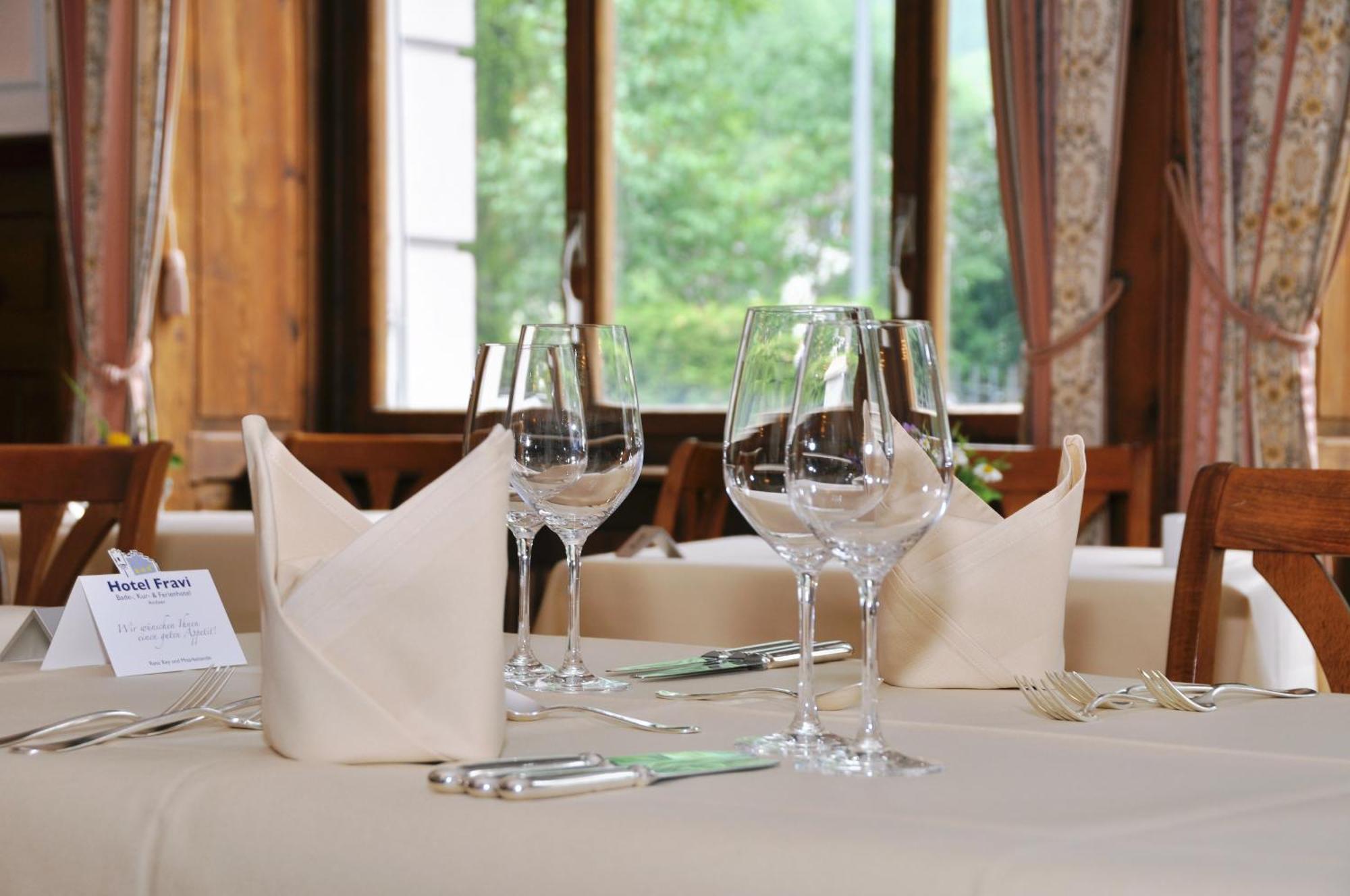 אנדר Hotel Fravi מראה חיצוני תמונה